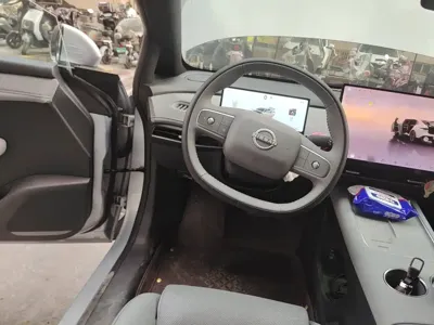Nissan N7 2025, 10800 км, за 14584.62 USD