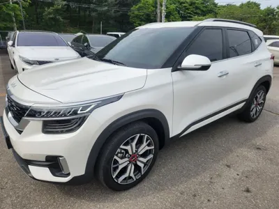 Kia Seltos 2023, 14400 км, за 14689.72 USD