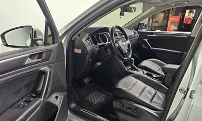 Volkswagen Tiguan 2018, 168273 км, за 11388.94 USD - фото 10