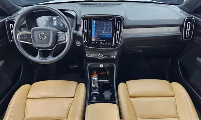 Volvo XC40 2021, 97342 км, за 17876.87 USD - фото 7