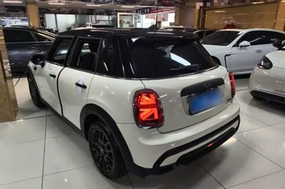 MINI MINI 2023, 33900 км, за 20026 USD