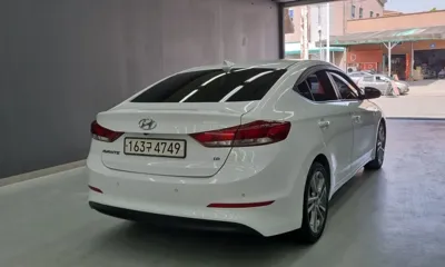 Hyundai Avante 2018, 99602 км, за 5139.22 USD