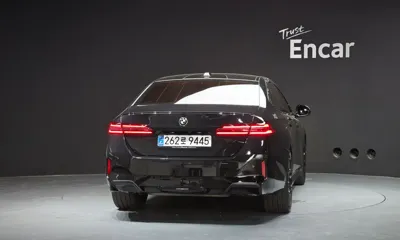 BMW 5-Series 2026, 9183 км, за 73445.29 USD