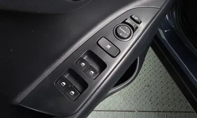 Kia Stonic 2019, 18704 км, за 8089.05 USD - фото 14