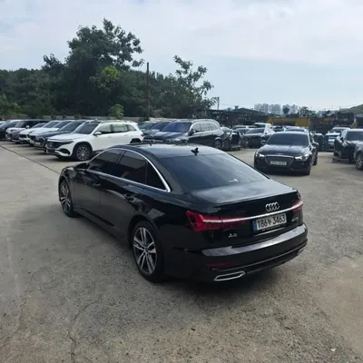 Audi A6 2022, 92917 км, за 16856.17 USD