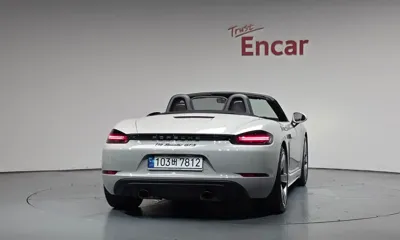 Porsche 718 2022, 45035 км, за 55133.26 USD