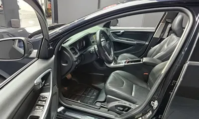 Volvo S60 2015, 110438 км, за 3938.56 USD - фото 10