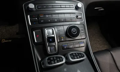 Hyundai Santafe 2021, 35880 км, за 16187.64 USD - фото 9