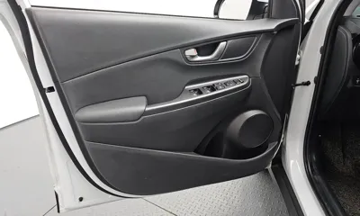 Hyundai Kona 2020, 79050 км, за 12493.4 USD - фото 24
