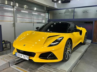Lotus Emira · 2024 год