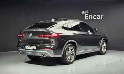 BMW X4 2021, 16183 км, за 31550.9 USD