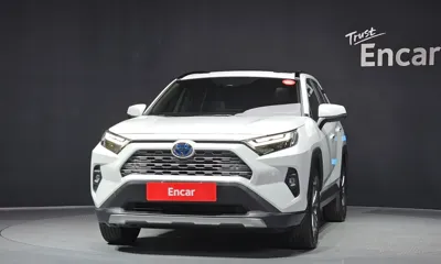 Toyota RAV4 2024, 32510 км, за 27163.91 USD
