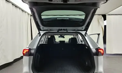 Toyota RAV4 2024, 32510 км, за 27163.91 USD - фото 20
