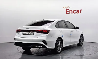 Kia K3 2022, 102538 км, за 7730.43 USD