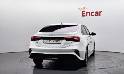Kia K3 2022, 102538 км, за 7730.43 USD