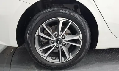 Kia K3 2022, 102538 км, за 7730.43 USD