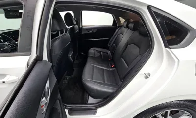 Kia K3 2022, 102538 км, за 7730.43 USD - фото 11