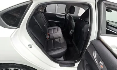 Kia K3 2022, 102538 км, за 7730.43 USD - фото 12