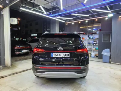 Hyundai Santafe 2021, 56500 км, за 16082.45 USD