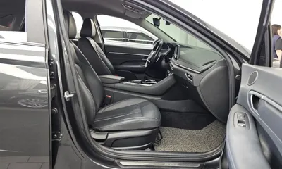 Hyundai Sonata 2022, 167768 км, за 8336.62 USD - фото 12