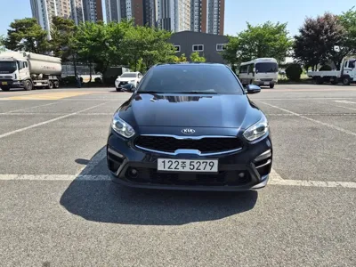 Kia K3 · 2020 год