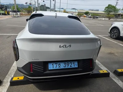 Kia EV4 2026, 1321 км, за 7850.86 USD