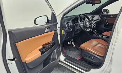 Kia Sportage 2018, 146353 км, за 8261.78 USD - фото 10