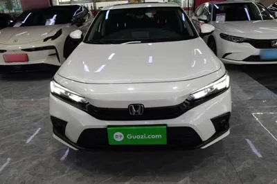 Honda Civic 2023, 17300 км, за 14577 USD