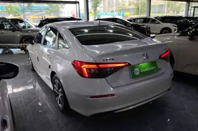 Honda Civic 2023, 17300 км, за 14577 USD