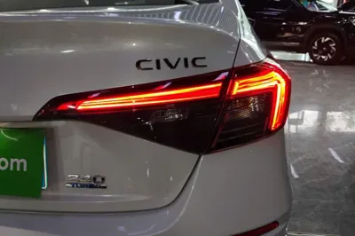 Honda Civic 2023, 17300 км, за 14577 USD - фото 9