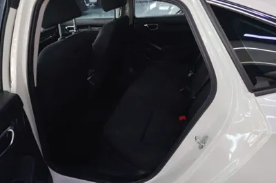 Honda Civic 2023, 17300 км, за 14577 USD - фото 20