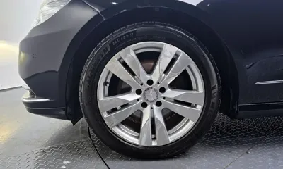 Mercedes-Benz E-Class 2013, 210194 км, за 3612.72 USD