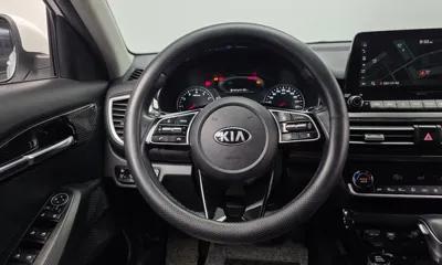Kia Seltos 2020, 50246 км, за 11421.82 USD - фото 13