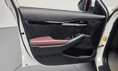 Kia Seltos 2020, 50246 км, за 11421.82 USD - фото 24