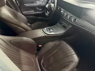 Mercedes-Benz CLS 2020, 90000 км, за 30050.28 USD