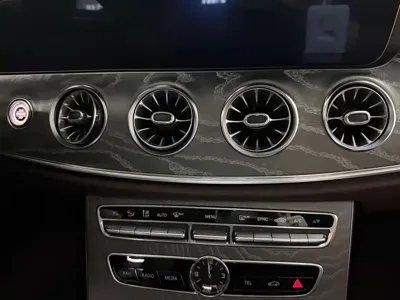 Mercedes-Benz CLS 2020, 90000 км, за 30050.28 USD