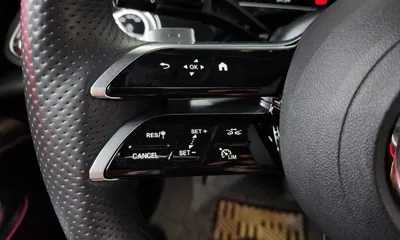 Mercedes-Benz E-Class 2024, 42263 км, за 46479.86 USD - фото 15