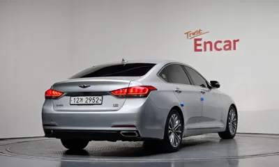 Hyundai Genesis 2016, 128020 км, за 4726.27 USD
