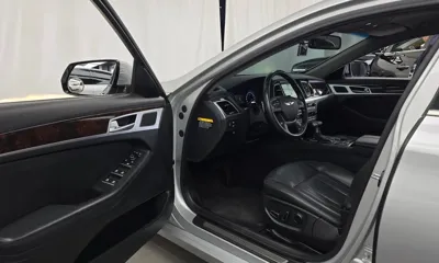 Hyundai Genesis 2016, 128020 км, за 4726.27 USD - фото 10