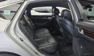 Hyundai Genesis 2016, 128020 км, за 4726.27 USD - фото 11
