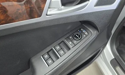 Hyundai Genesis 2016, 128020 км, за 4726.27 USD - фото 28