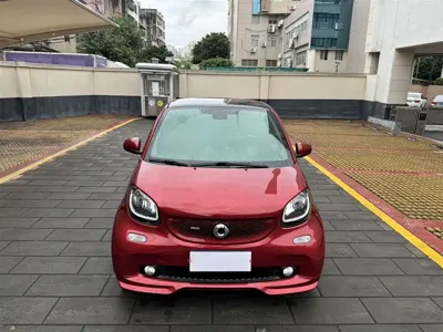Smart Smart Fortwo 2018, 50000 км, за 9387.69 USD