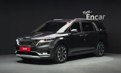 Kia Canival · 2023 год