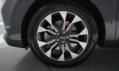 Kia Canival 2023, 106503 км, за 14206.79 USD