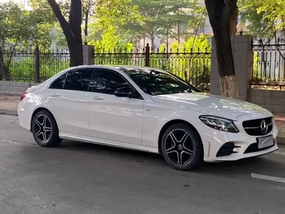 Mercedes-Benz C-Class 2021, 100000 км, за 18398.22 USD