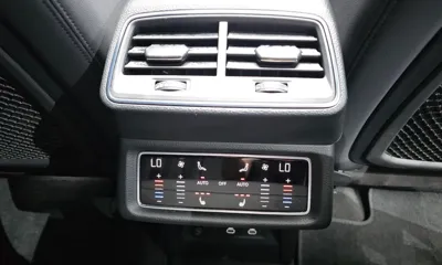 Audi e-tron 2022, 68149 км, за 29217.37 USD - фото 30