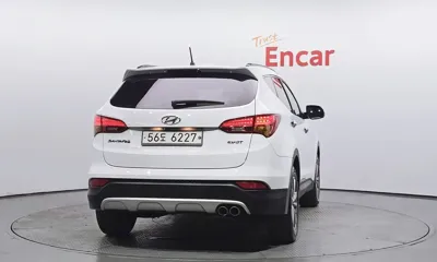 Hyundai Santafe 2015, 130736 км, за 6043.09 USD