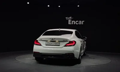 Genesis G70 2020, 49612 км, за 15864.63 USD