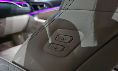 Genesis G70 2020, 49612 км, за 15864.63 USD - фото 35