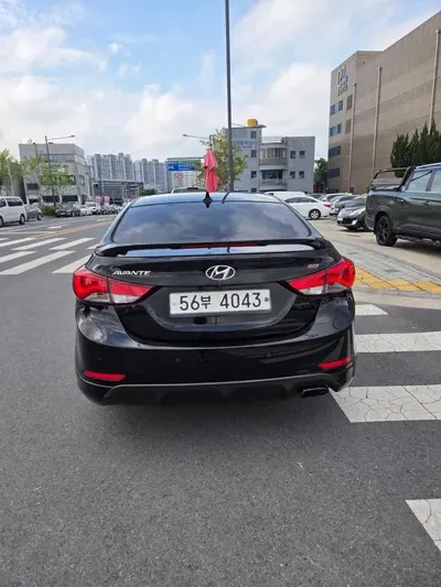 Hyundai Avante 2015, 169908 км, за 3711.66 USD